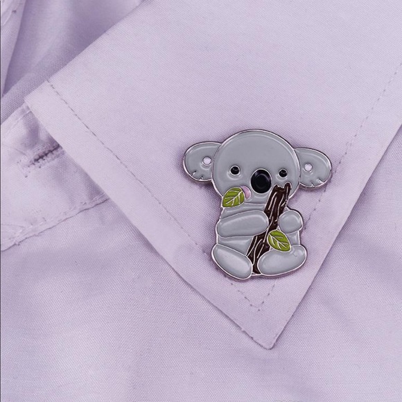 🐨KOALA BEAR PIN🐨 cute pin for bags keychain backpack suitcase accessories more - Picture 2 of 3